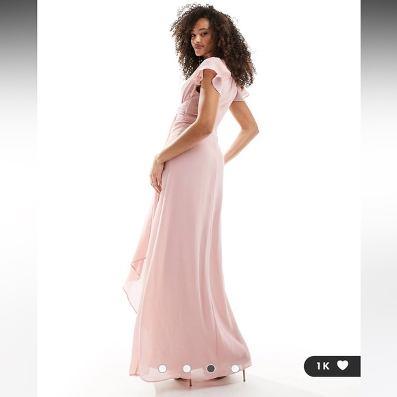 Bride approved
Wrap front
Flutter sleeves
Zip-back fastening
Regular fit sheer, - Picture 3 of 4